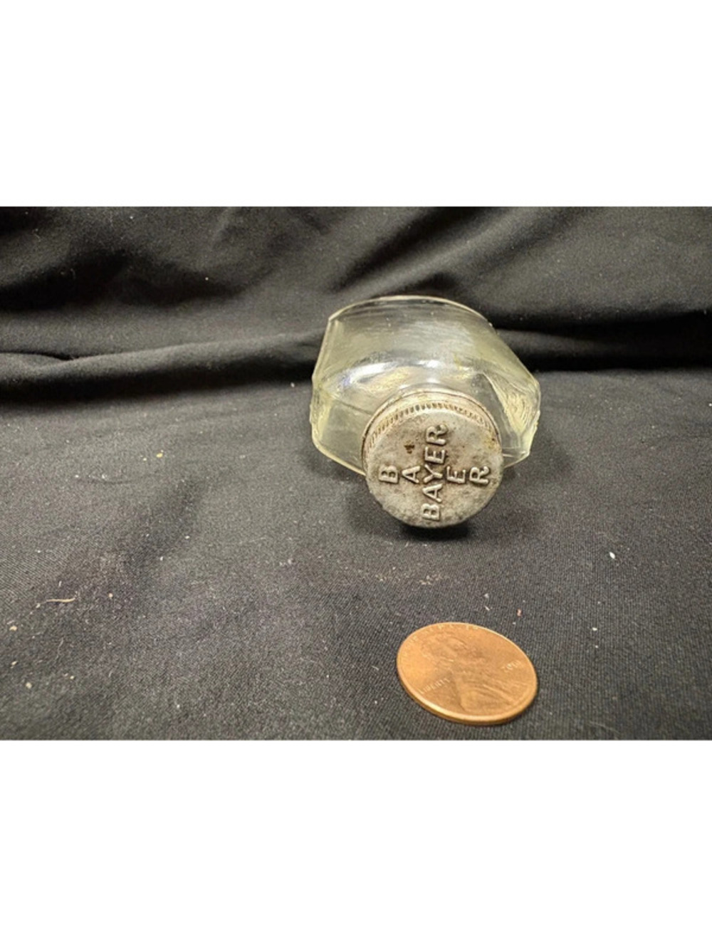 1910-1930 antique Bayer asprin bottle